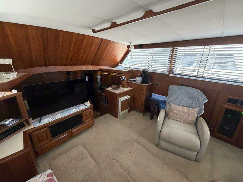 1987 Viking 44 Motor Yacht