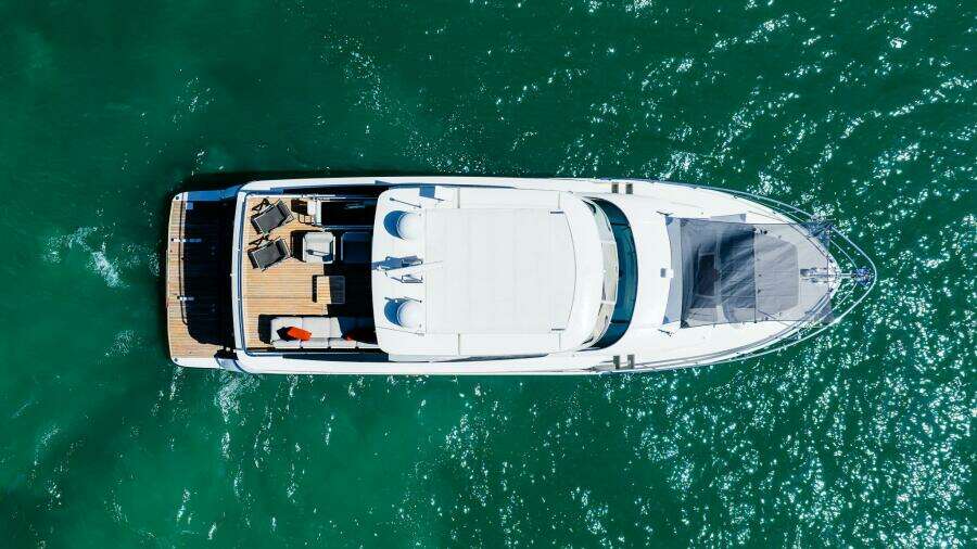 2022 Absolute 64 Navetta