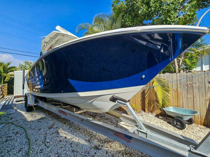 2013 Sailfish 290 CC