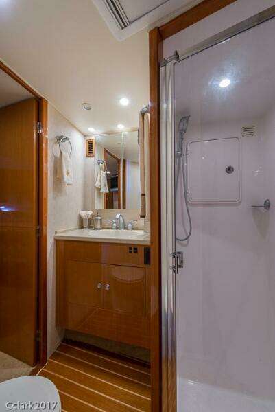 2007 Post 53 Convertible