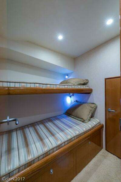 2007 Post 53 Convertible