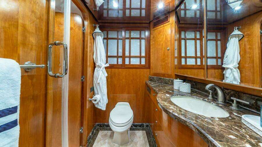 Starboard Master Head