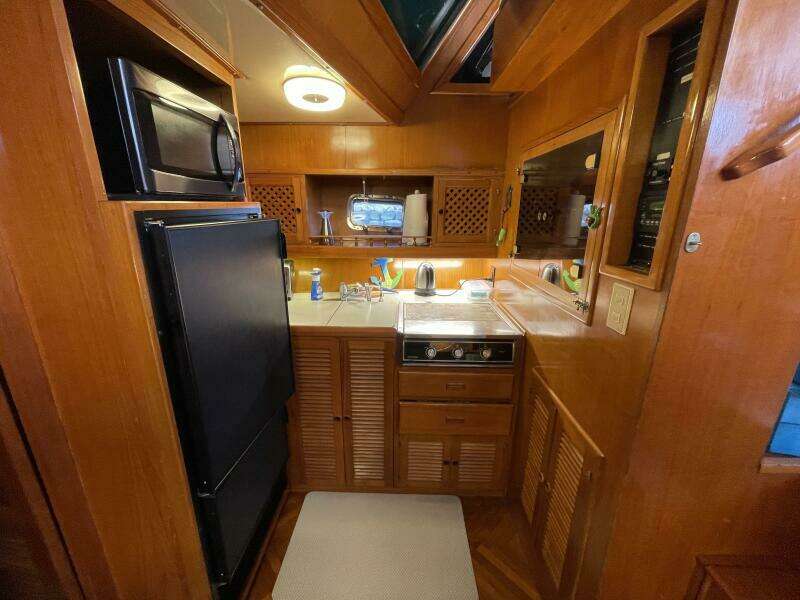 1987 Heritage East 40 Sundeck
