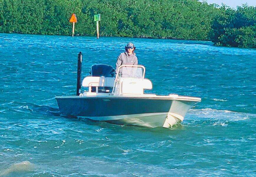 2021 Hewes Redfisher 21