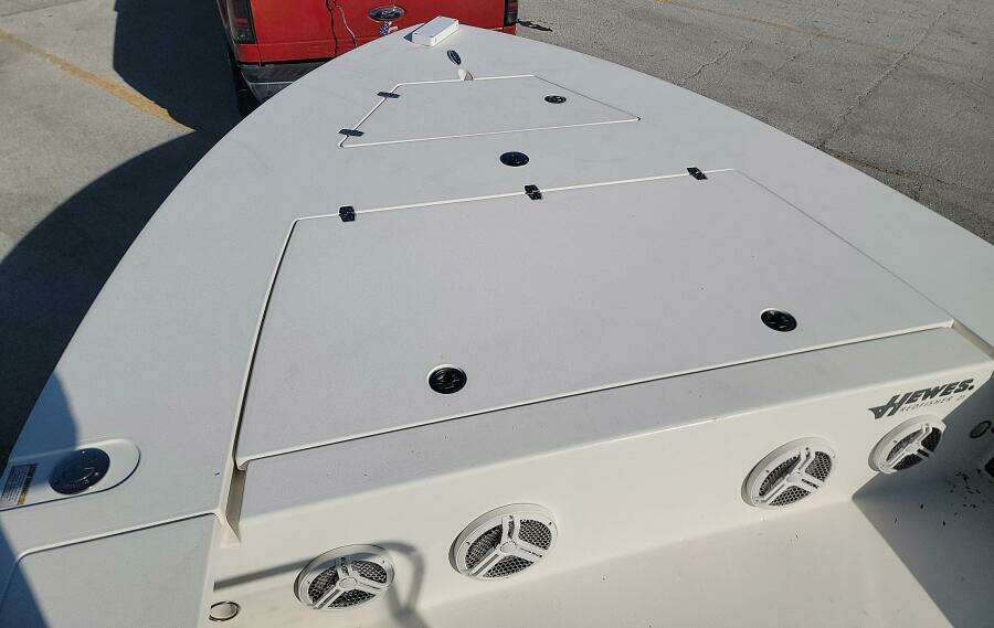 2021 Hewes Redfisher 21