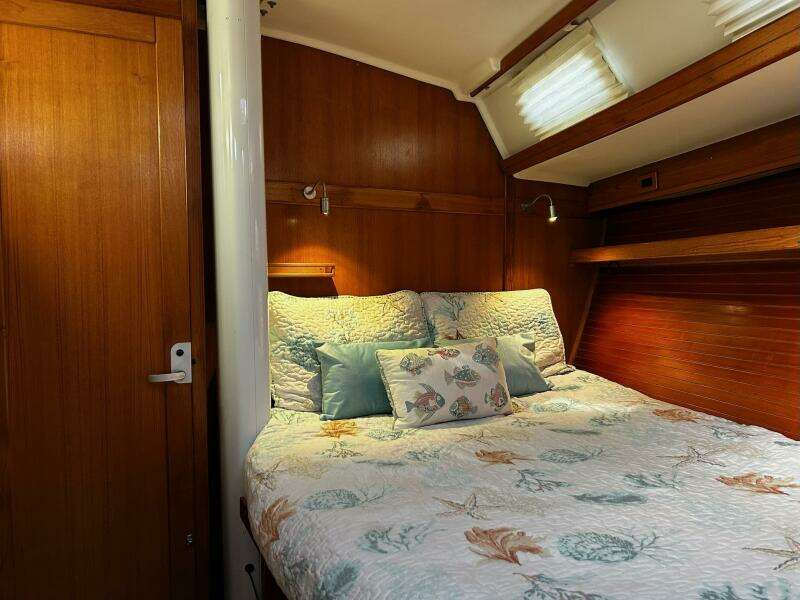 1999 Catalina 42 MKII