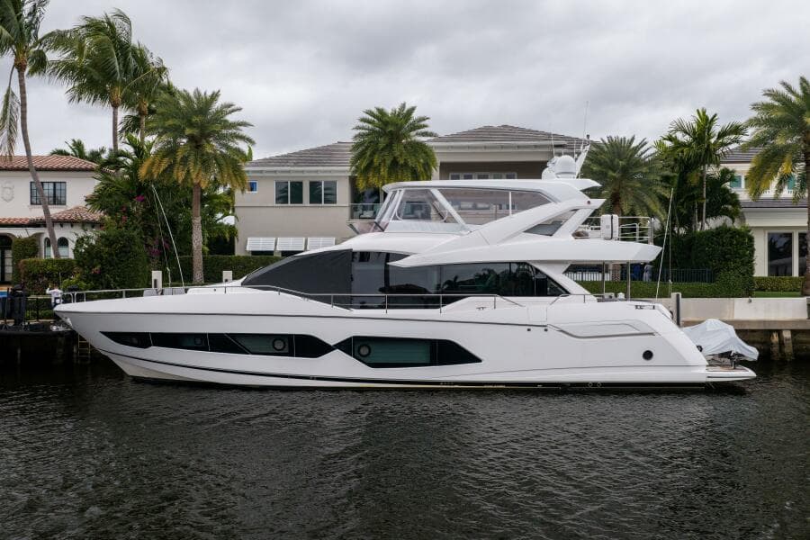 2019 Sunseeker 76