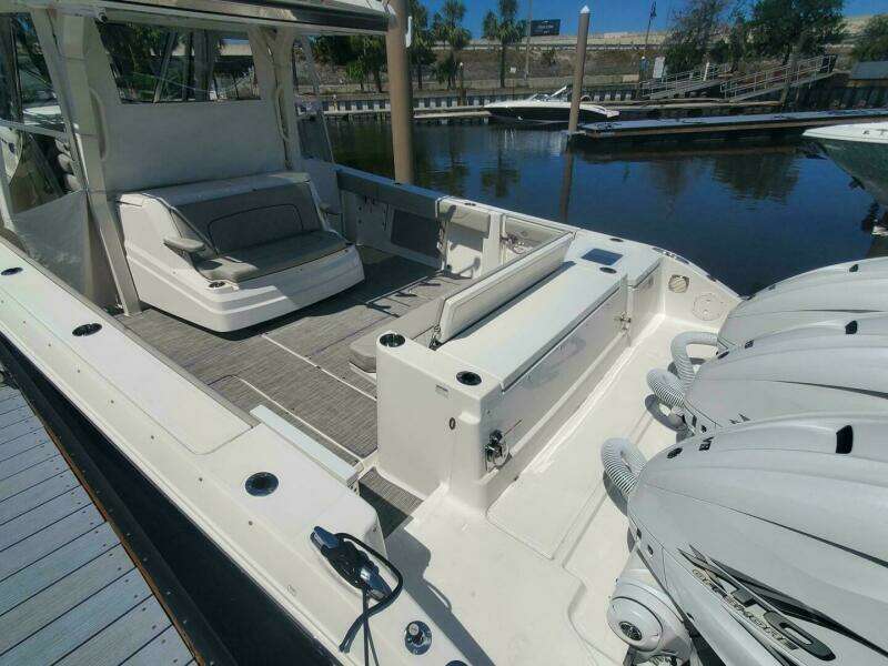 2023 Pursuit S 378 Sport