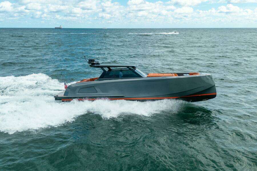 2022 Vanquish Yachts VQ45