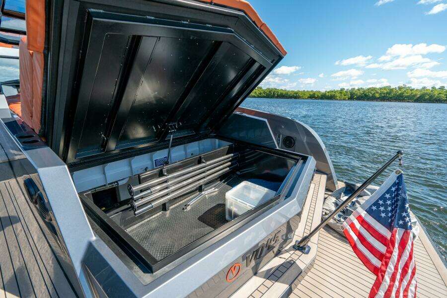 2022 Vanquish Yachts VQ45