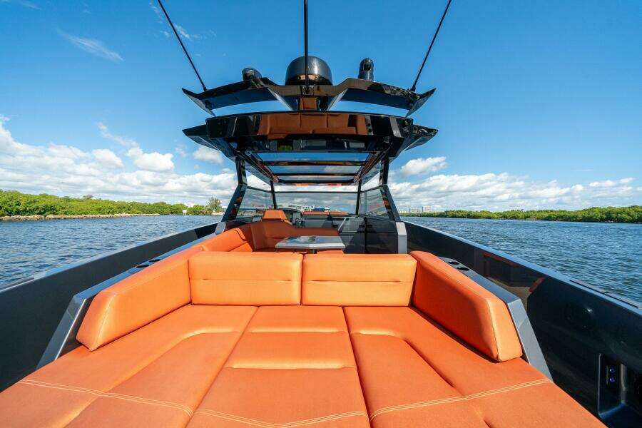 2022 Vanquish Yachts VQ45