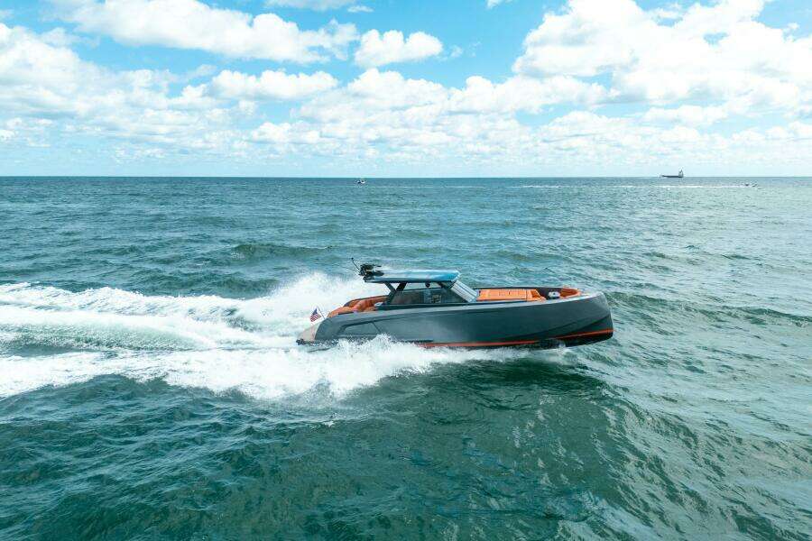 2022 Vanquish Yachts VQ45