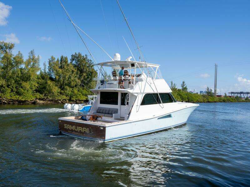 1998 Viking 58 Convertible