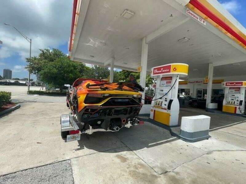 2024 Watersports Car L Series