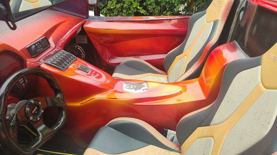 2024 Watersports Car L Series