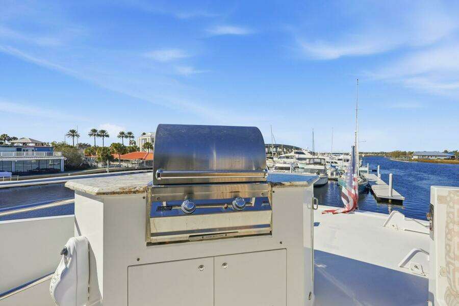 Cheoy Lee 95 FOOTLOOSE - Skybridge Aft