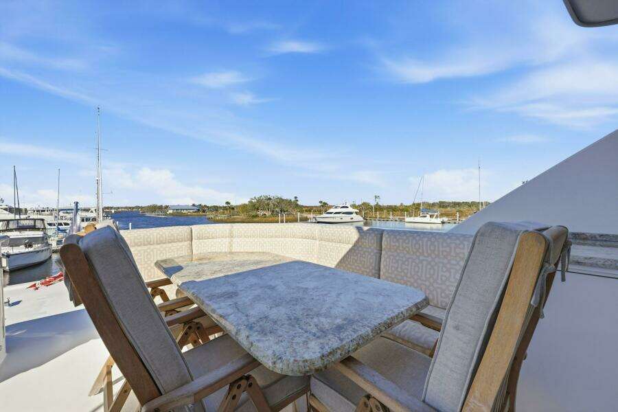 Cheoy Lee 95 FOOTLOOSE - Skybridge Aft