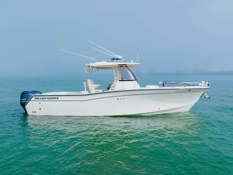 2021 Grady-White 306 Canyon