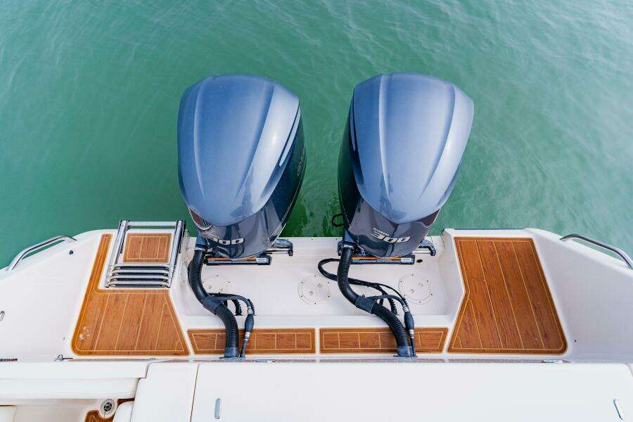 2021 Grady-White 306 Canyon