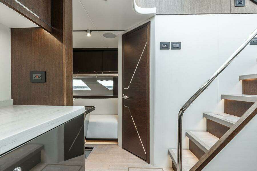 2021 Sunseeker Predator 60 EVO