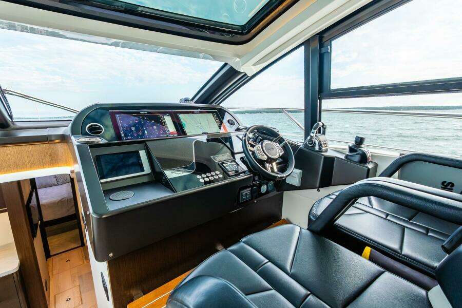 2021 Sunseeker Predator 60 EVO