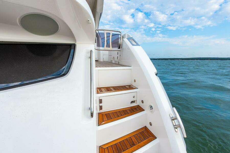 2021 Sunseeker Predator 60 EVO