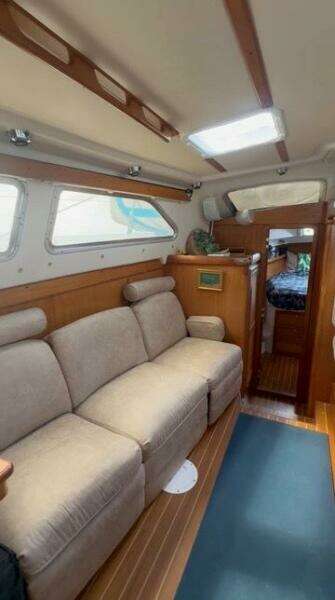 2005 Catalina Morgan 440