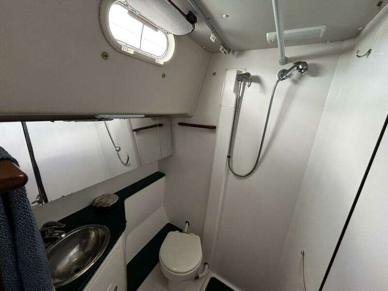 2005 Catalina Morgan 440