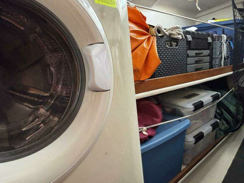 2005 Catalina Morgan 440