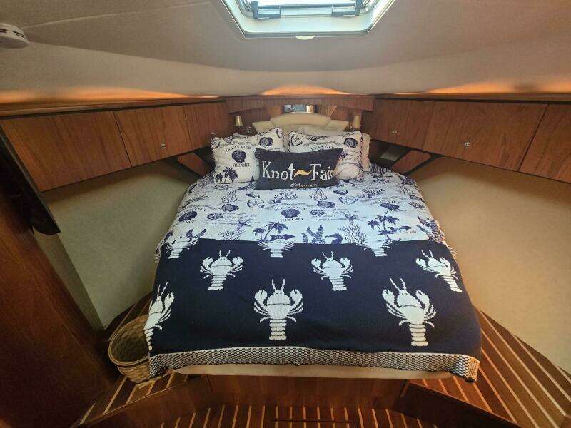 2008 Tiara Yachts 4300 Sovran