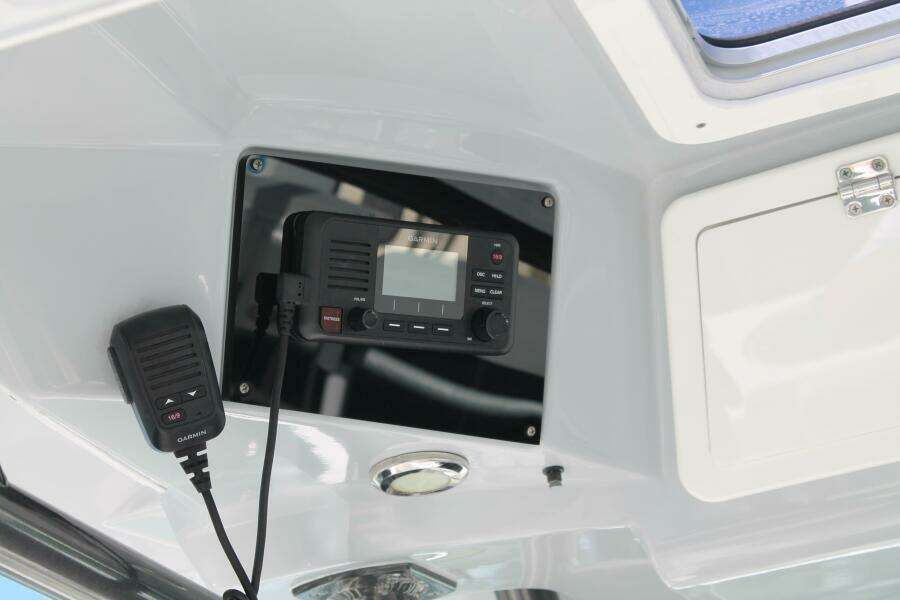 2018 Sea Fox 328 Commander