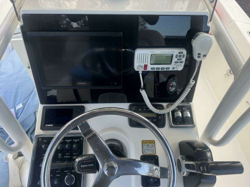 2016 Pathfinder 2400 TRS