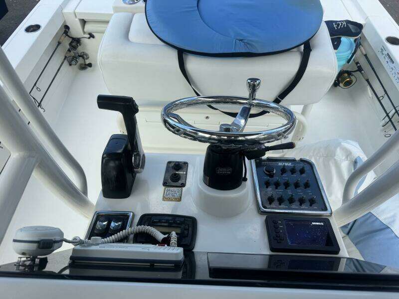 2016 Pathfinder 2400 TRS