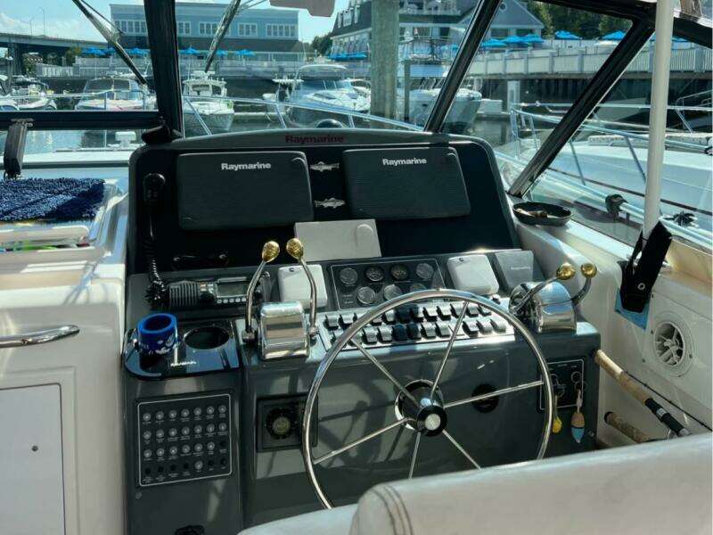 2002 Tiara Yachts 4100 Open