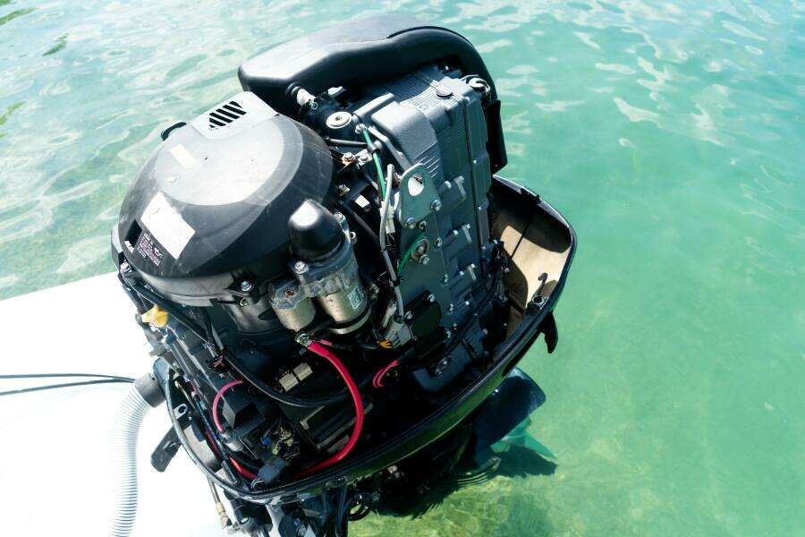 1980 Mako 214 Walkaround