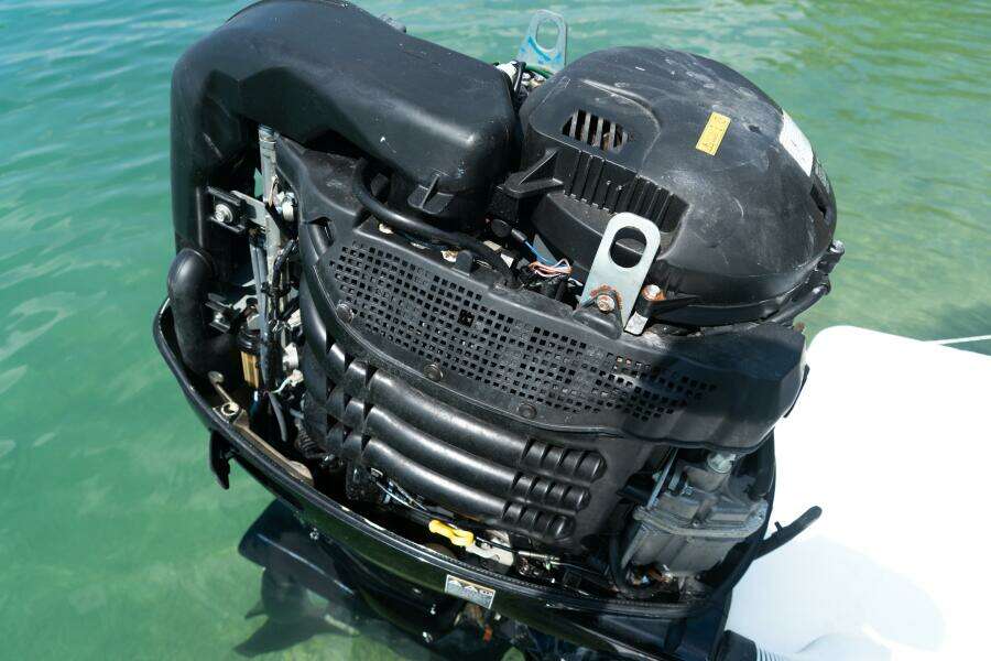 1980 Mako 214 Walkaround