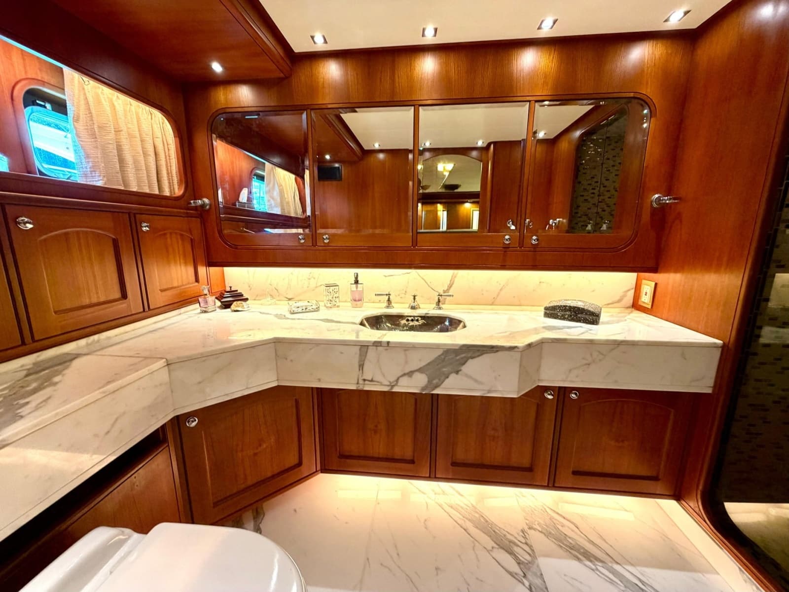 1989 Moonen Long Range Cruiser