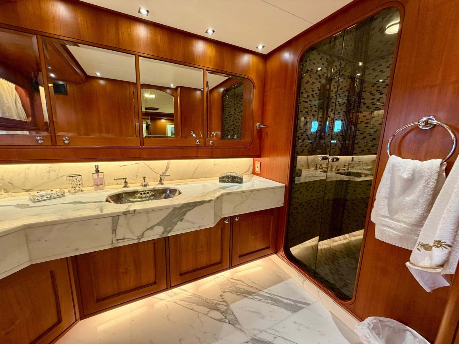 1989 Moonen Long Range Cruiser