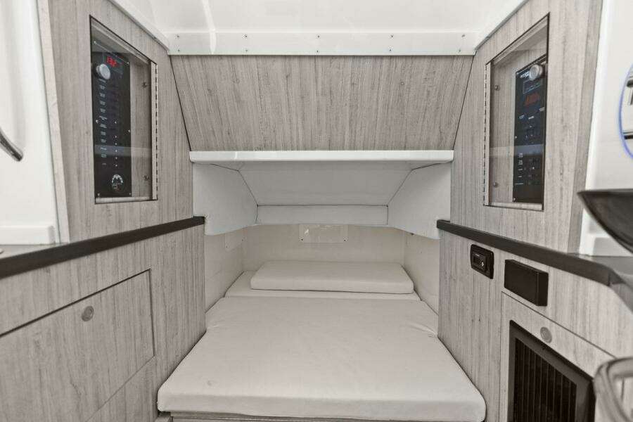 2019 Hydra-Sports 4200 Siesta