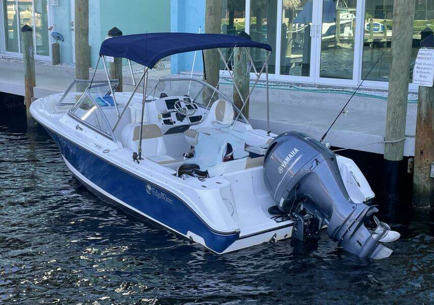 2016 Edgewater 205 CX