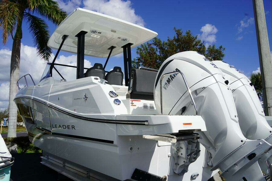 2025 Jeanneau Leader 9.0 WA S2