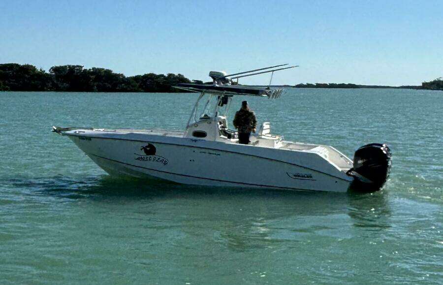 2006 Boston Whaler 270 Outrage
