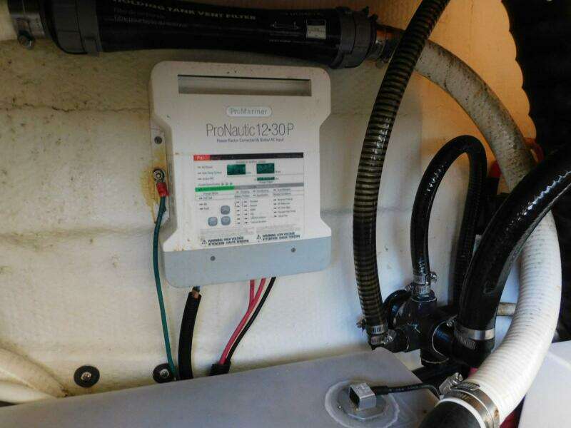 2019 Regal 28 Express