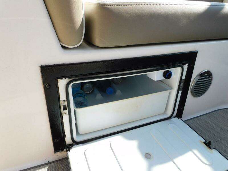 2019 Regal 28 Express