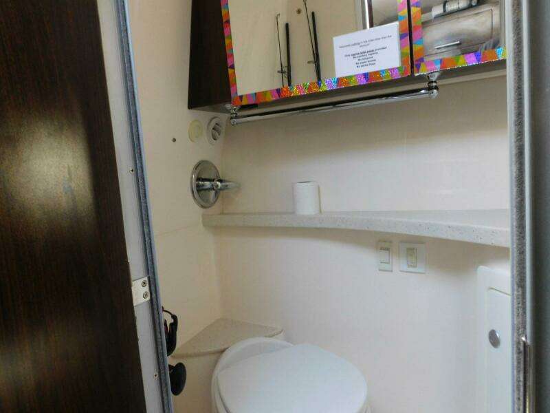 2019 Regal 28 Express