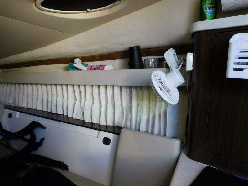 2019 Regal 28 Express