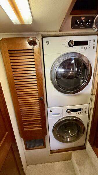 1987 Chris-Craft 500 Constellation