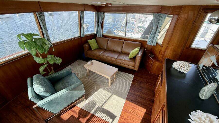 1987 Chris-Craft 500 Constellation