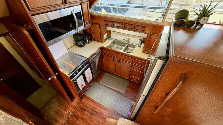 1987 Chris-Craft 500 Constellation