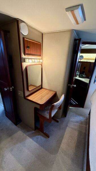 1987 Chris-Craft 500 Constellation